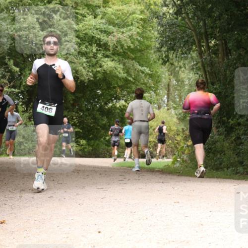 30.08.2026 - Elbe Triathlon Hamburg Antke Förster http://msf.ph/oto/10099666 30.08.2026 11:00:52 Laufen 872, 881, 408 meine-sportfotos.de
