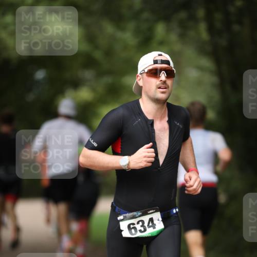 30.08.2026 - Elbe Triathlon Hamburg Antke Förster http://msf.ph/oto/10099715 30.08.2026 10:57:42 Laufen 634 meine-sportfotos.de