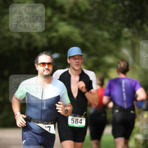 30.08.2026 - Elbe Triathlon Hamburg Antke Förster http://msf.ph/oto/10099763 30.08.2026 10:58:31 Laufen 584 meine-sportfotos.de