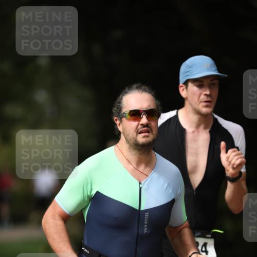 30.08.2026 - Elbe Triathlon Hamburg Antke Förster http://msf.ph/oto/10099767 30.08.2026 10:58:32 Laufen 4 meine-sportfotos.de