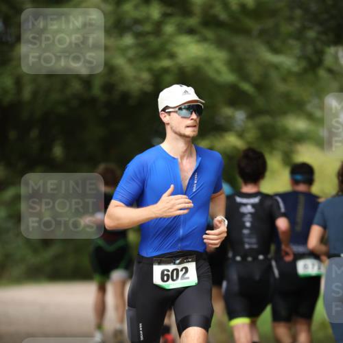 30.08.2026 - Elbe Triathlon Hamburg Antke Förster http://msf.ph/oto/10099813 30.08.2026 10:59:01 Laufen 602, 079 meine-sportfotos.de