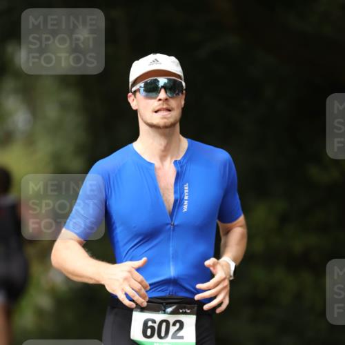 30.08.2026 - Elbe Triathlon Hamburg Antke Förster http://msf.ph/oto/10099817 30.08.2026 10:59:03 Laufen 602 meine-sportfotos.de