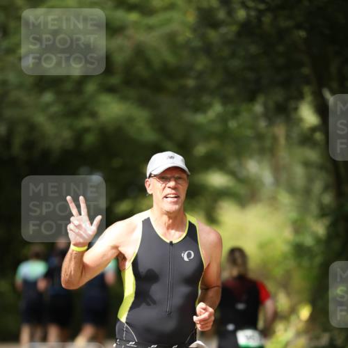 30.08.2026 - Elbe Triathlon Hamburg Antke Förster http://msf.ph/oto/10099835 30.08.2026 10:59:23 Laufen  meine-sportfotos.de
