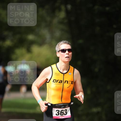 30.08.2026 - Elbe Triathlon Hamburg Antke Förster http://msf.ph/oto/10099841 30.08.2026 10:59:27 Laufen 3, 3, 363 meine-sportfotos.de