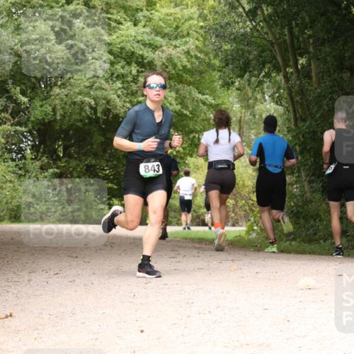 30.08.2026 - Elbe Triathlon Hamburg Antke Förster http://msf.ph/oto/10099856 30.08.2026 11:02:30 Laufen 843 meine-sportfotos.de