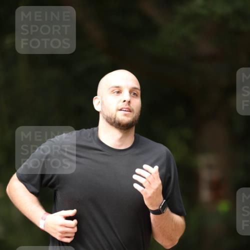 30.08.2026 - Elbe Triathlon Hamburg Antke Förster http://msf.ph/oto/10099867 30.08.2026 10:59:43 Laufen 514 meine-sportfotos.de