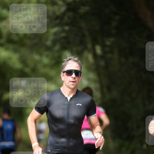 30.08.2026 - Elbe Triathlon Hamburg Antke Förster http://msf.ph/oto/10099881 30.08.2026 11:00:00 Laufen 732 meine-sportfotos.de
