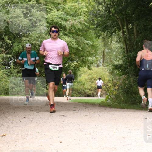 30.08.2026 - Elbe Triathlon Hamburg Antke Förster http://msf.ph/oto/10099892 30.08.2026 11:02:51 Laufen 509 meine-sportfotos.de