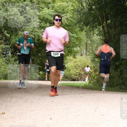 30.08.2026 - Elbe Triathlon Hamburg Antke Förster http://msf.ph/oto/10099894 30.08.2026 11:02:52 Laufen 509 meine-sportfotos.de