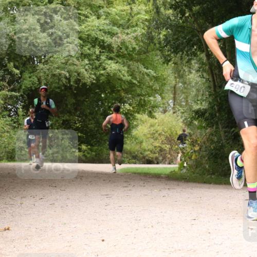 30.08.2026 - Elbe Triathlon Hamburg Antke Förster http://msf.ph/oto/10099902 30.08.2026 11:02:55 Laufen 90 meine-sportfotos.de