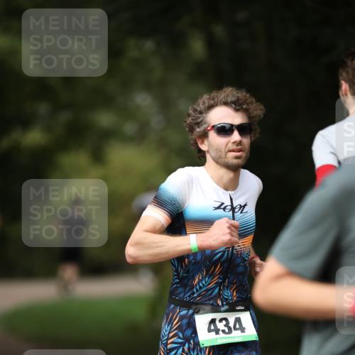 30.08.2026 - Elbe Triathlon Hamburg Antke Förster http://msf.ph/oto/10099903 30.08.2026 11:00:15 Laufen 434 meine-sportfotos.de