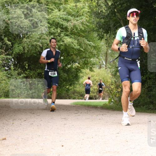 30.08.2026 - Elbe Triathlon Hamburg Antke Förster http://msf.ph/oto/10099910 30.08.2026 11:03:00 Laufen 656 meine-sportfotos.de