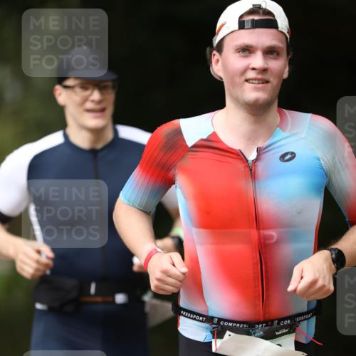 30.08.2026 - Elbe Triathlon Hamburg Antke Förster http://msf.ph/oto/10099915 30.08.2026 11:00:20 Laufen  meine-sportfotos.de