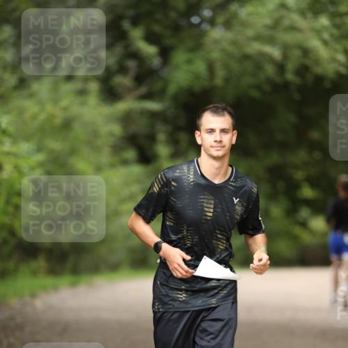 30.08.2026 - Elbe Triathlon Hamburg Antke Förster http://msf.ph/oto/10099931 30.08.2026 11:00:28 Laufen  meine-sportfotos.de