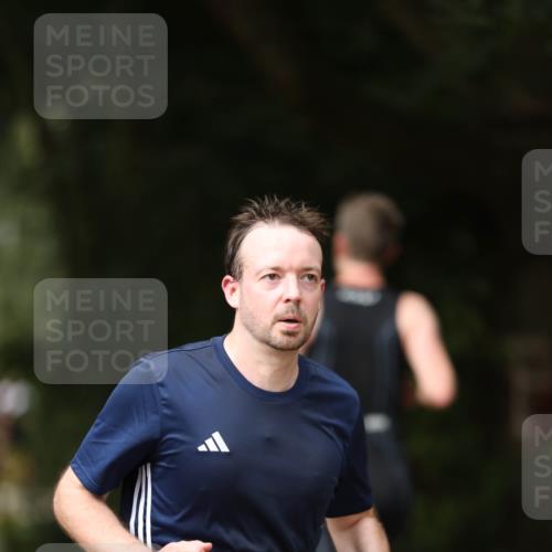 30.08.2026 - Elbe Triathlon Hamburg Antke Förster http://msf.ph/oto/10099945 30.08.2026 11:00:39 Laufen 459 meine-sportfotos.de
