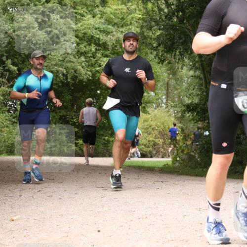30.08.2026 - Elbe Triathlon Hamburg Antke Förster http://msf.ph/oto/10100006 30.08.2026 11:03:47 Laufen 609, 779 meine-sportfotos.de