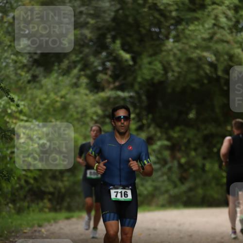 30.08.2026 - Elbe Triathlon Hamburg Antke Förster http://msf.ph/oto/10100009 30.08.2026 11:01:08 Laufen 716 meine-sportfotos.de