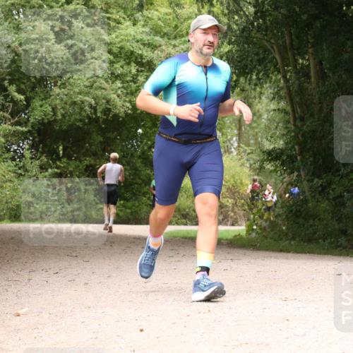 30.08.2026 - Elbe Triathlon Hamburg Antke Förster http://msf.ph/oto/10100010 30.08.2026 11:03:49 Laufen  meine-sportfotos.de