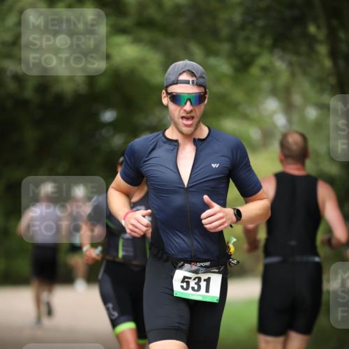 30.08.2026 - Elbe Triathlon Hamburg Antke Förster http://msf.ph/oto/10100069 30.08.2026 11:01:41 Laufen 531 meine-sportfotos.de