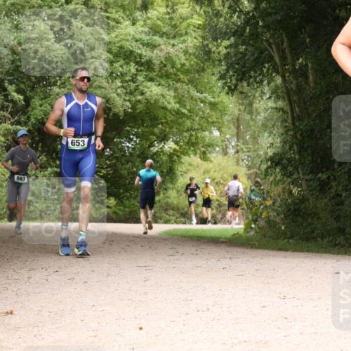 30.08.2026 - Elbe Triathlon Hamburg Antke Förster http://msf.ph/oto/10100082 30.08.2026 11:04:37 Laufen 863, 653, 75 meine-sportfotos.de