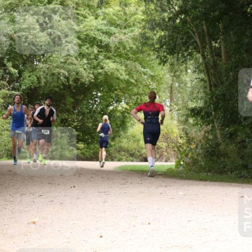30.08.2026 - Elbe Triathlon Hamburg Antke Förster http://msf.ph/oto/10100114 30.08.2026 11:05:04 Laufen 495 meine-sportfotos.de