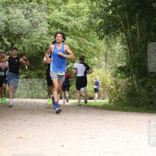 30.08.2026 - Elbe Triathlon Hamburg Antke Förster http://msf.ph/oto/10100122 30.08.2026 11:05:07 Laufen 728, 400 meine-sportfotos.de