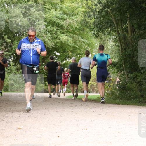 30.08.2026 - Elbe Triathlon Hamburg Antke Förster http://msf.ph/oto/10100168 30.08.2026 11:06:07 Laufen 66 meine-sportfotos.de