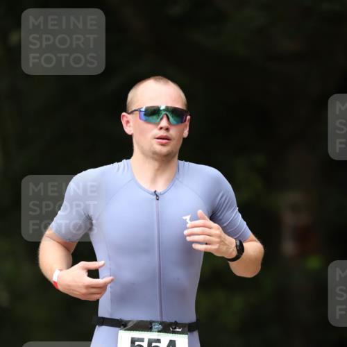 30.08.2026 - Elbe Triathlon Hamburg Antke Förster http://msf.ph/oto/10100193 30.08.2026 11:02:48 Laufen 554 meine-sportfotos.de