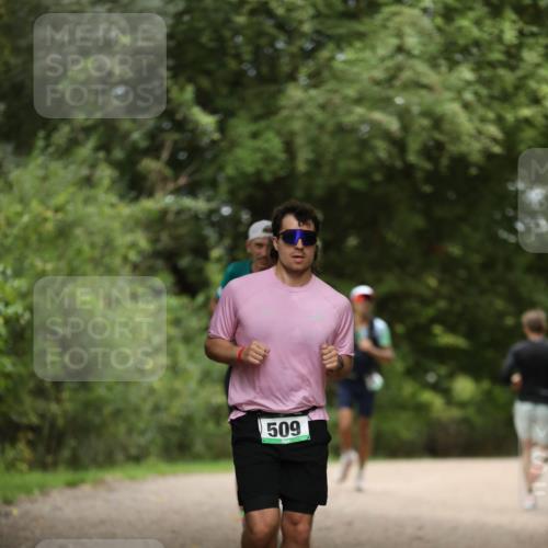 30.08.2026 - Elbe Triathlon Hamburg Antke Förster http://msf.ph/oto/10100197 30.08.2026 11:02:50 Laufen 509 meine-sportfotos.de