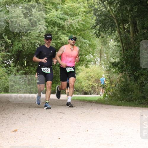 30.08.2026 - Elbe Triathlon Hamburg Antke Förster http://msf.ph/oto/10100216 30.08.2026 11:06:34 Laufen 655, 590 meine-sportfotos.de