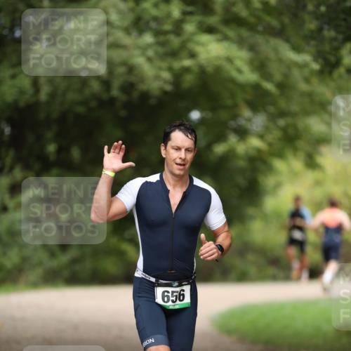 30.08.2026 - Elbe Triathlon Hamburg Antke Förster http://msf.ph/oto/10100219 30.08.2026 11:03:01 Laufen 656 meine-sportfotos.de