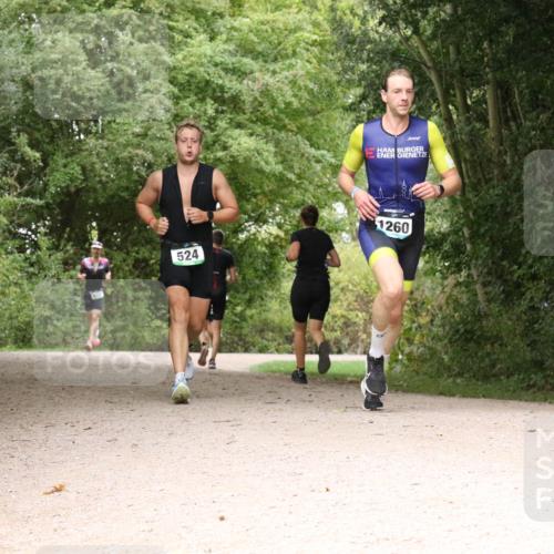 30.08.2026 - Elbe Triathlon Hamburg Antke Förster http://msf.ph/oto/10100230 30.08.2026 11:06:43 Laufen 524, 1260 meine-sportfotos.de