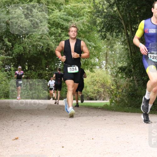 30.08.2026 - Elbe Triathlon Hamburg Antke Förster http://msf.ph/oto/10100232 30.08.2026 11:06:44 Laufen 524, 1260 meine-sportfotos.de