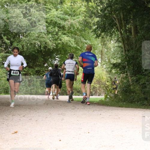 30.08.2026 - Elbe Triathlon Hamburg Antke Förster http://msf.ph/oto/10100246 30.08.2026 11:06:53 Laufen 848 meine-sportfotos.de