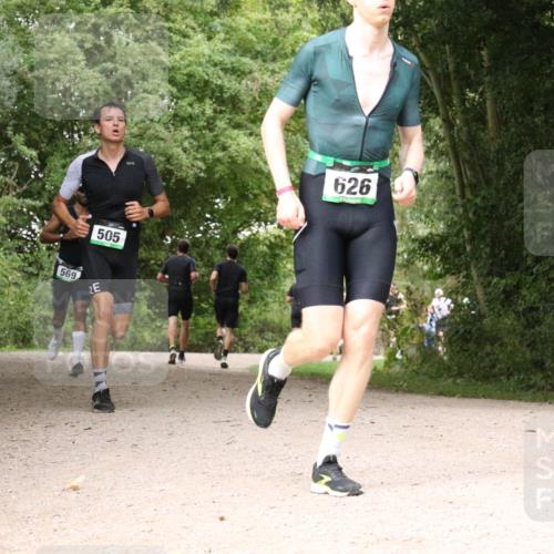 30.08.2026 - Elbe Triathlon Hamburg Antke Förster http://msf.ph/oto/10100290 30.08.2026 11:07:26 Laufen 569, 505, 626 meine-sportfotos.de