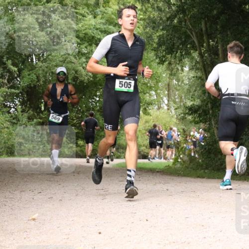 30.08.2026 - Elbe Triathlon Hamburg Antke Förster http://msf.ph/oto/10100294 30.08.2026 11:07:27 Laufen 569, 505 meine-sportfotos.de