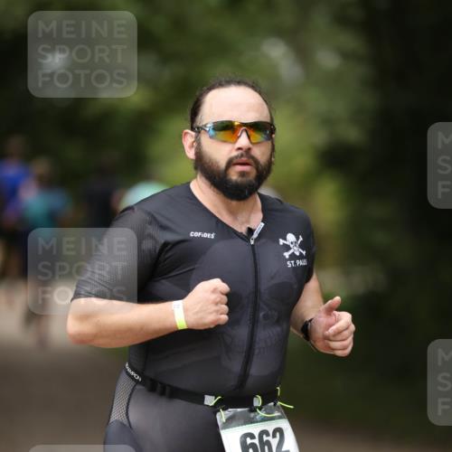 30.08.2026 - Elbe Triathlon Hamburg Antke Förster http://msf.ph/oto/10100303 30.08.2026 11:03:42 Laufen 662 meine-sportfotos.de