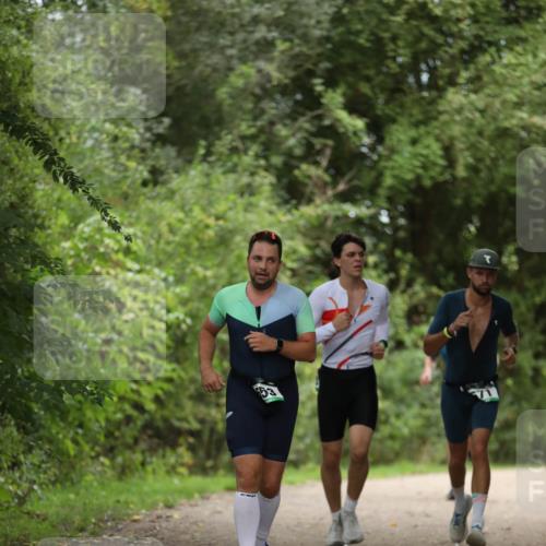 30.08.2026 - Elbe Triathlon Hamburg Antke Förster http://msf.ph/oto/10100319 30.08.2026 11:04:02 Laufen  meine-sportfotos.de