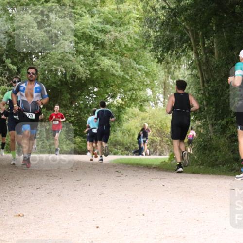 30.08.2026 - Elbe Triathlon Hamburg Antke Förster http://msf.ph/oto/10100352 30.08.2026 11:08:04 Laufen 78, 575 meine-sportfotos.de
