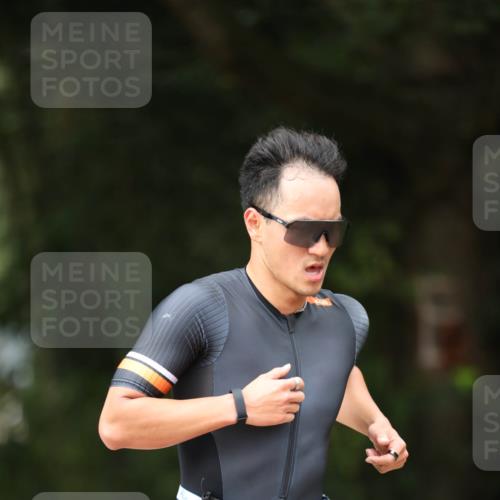 30.08.2026 - Elbe Triathlon Hamburg Antke Förster http://msf.ph/oto/10100379 30.08.2026 11:04:33 Laufen 1067 meine-sportfotos.de