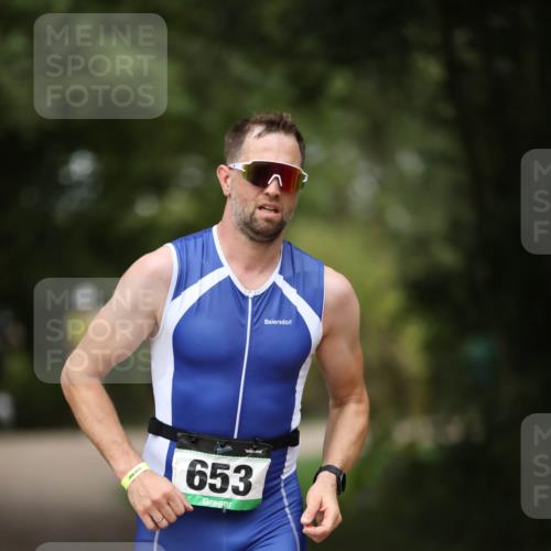30.08.2026 - Elbe Triathlon Hamburg Antke Förster http://msf.ph/oto/10100395 30.08.2026 11:04:40 Laufen 653 meine-sportfotos.de