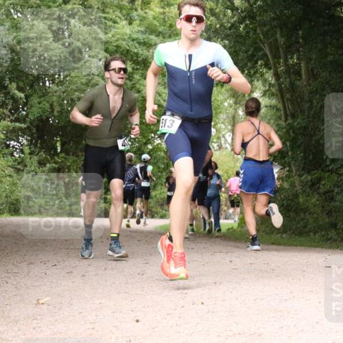 30.08.2026 - Elbe Triathlon Hamburg Antke Förster http://msf.ph/oto/10100396 30.08.2026 11:08:26 Laufen 513 meine-sportfotos.de