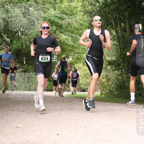 30.08.2026 - Elbe Triathlon Hamburg Antke Förster http://msf.ph/oto/10100408 30.08.2026 11:08:37 Laufen 720, 440, 1045, 824 meine-sportfotos.de