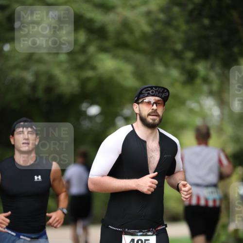 30.08.2026 - Elbe Triathlon Hamburg Antke Förster http://msf.ph/oto/10100435 30.08.2026 11:05:09 Laufen 495 meine-sportfotos.de