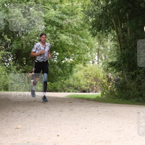 30.08.2026 - Elbe Triathlon Hamburg Antke Förster http://msf.ph/oto/10100442 30.08.2026 11:08:53 Laufen 802 meine-sportfotos.de