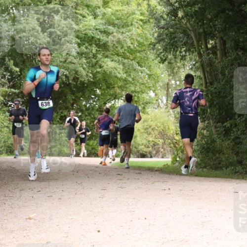 30.08.2026 - Elbe Triathlon Hamburg Antke Förster http://msf.ph/oto/10100458 30.08.2026 11:09:19 Laufen 415, 638, 1369 meine-sportfotos.de