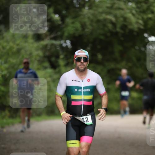 30.08.2026 - Elbe Triathlon Hamburg Antke Förster http://msf.ph/oto/10100465 30.08.2026 11:06:01 Laufen 12 meine-sportfotos.de