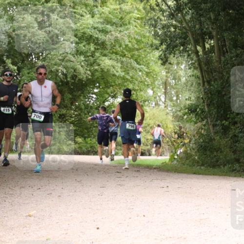 30.08.2026 - Elbe Triathlon Hamburg Antke Förster http://msf.ph/oto/10100466 30.08.2026 11:09:24 Laufen 415, 700, 798 meine-sportfotos.de
