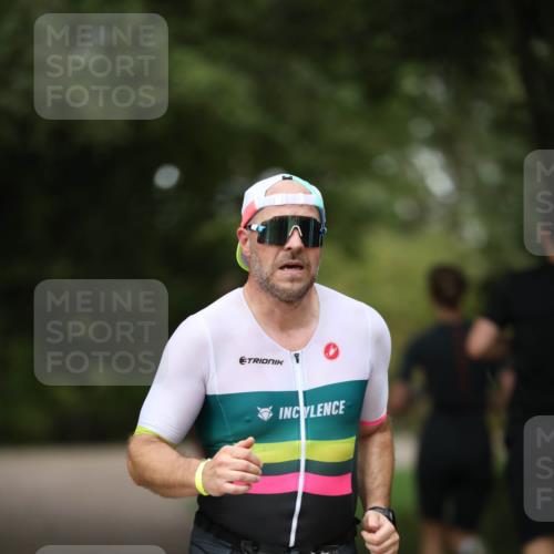 30.08.2026 - Elbe Triathlon Hamburg Antke Förster http://msf.ph/oto/10100471 30.08.2026 11:06:03 Laufen 12 meine-sportfotos.de