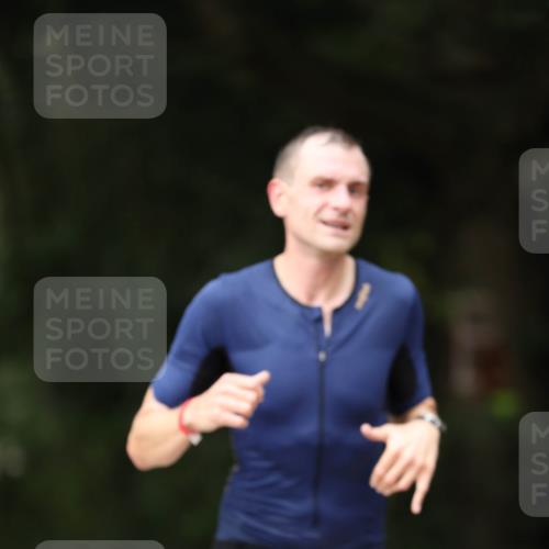 30.08.2026 - Elbe Triathlon Hamburg Antke Förster http://msf.ph/oto/10100487 30.08.2026 11:06:11 Laufen 506 meine-sportfotos.de
